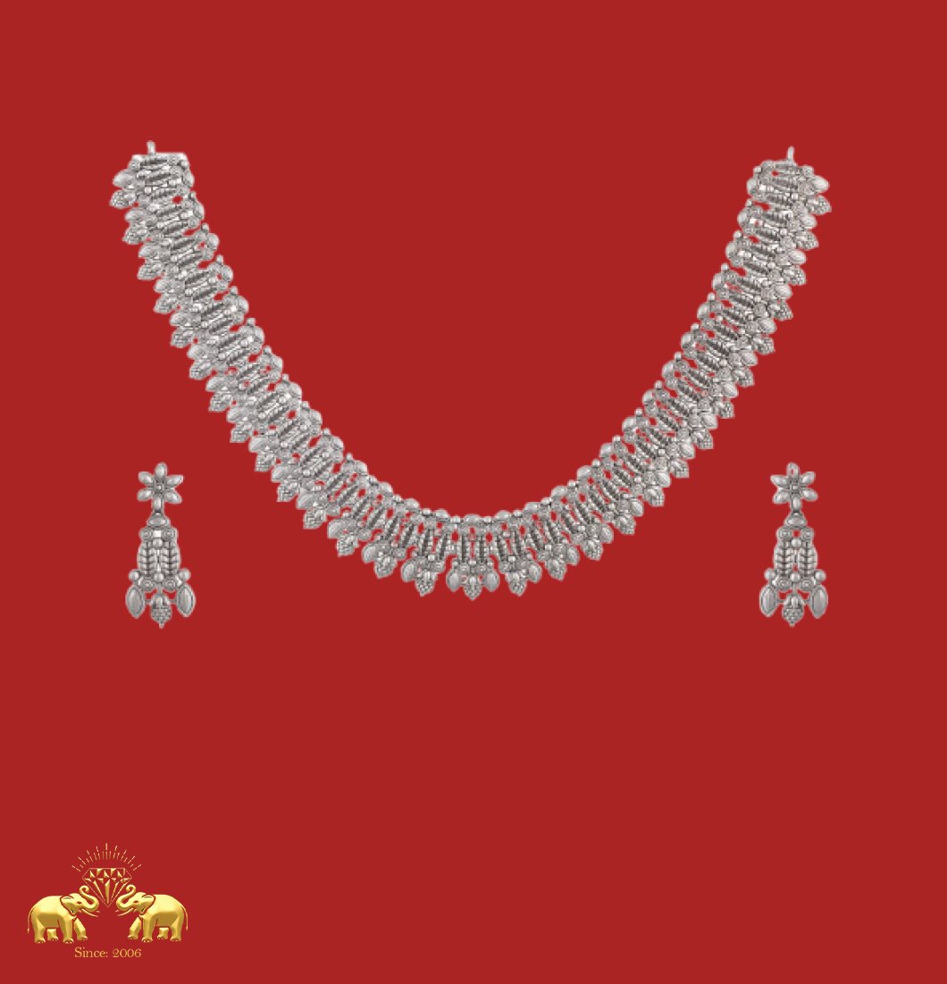 Silver Necklace Set